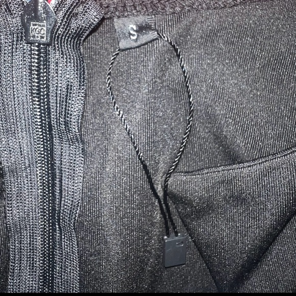 Black Long Sleeve Dress - Picture 2 of 8